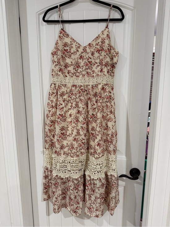 Cupshe Dresses & Skirts - Cupshe Cream Maxi Dress with Blush Floral Print